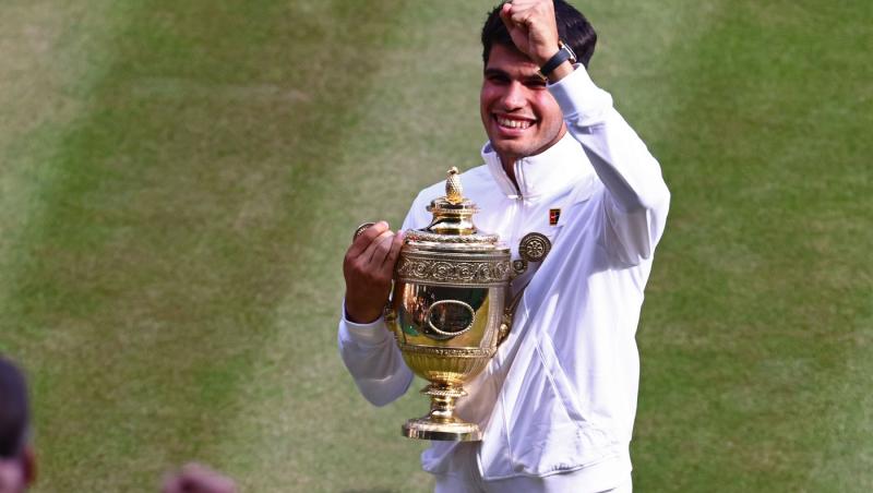 Carlos Alcaraz l-a învins pe Novak Djokovici şi a devenit al doilea an consecutiv campion la Wimbledon