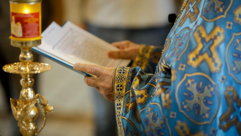 Patriarhia Română face un apel la rugăciune pentru încetarea secetei: "Dumnezeu este cel care ne dă din cer ploi și timpuri roditoare"