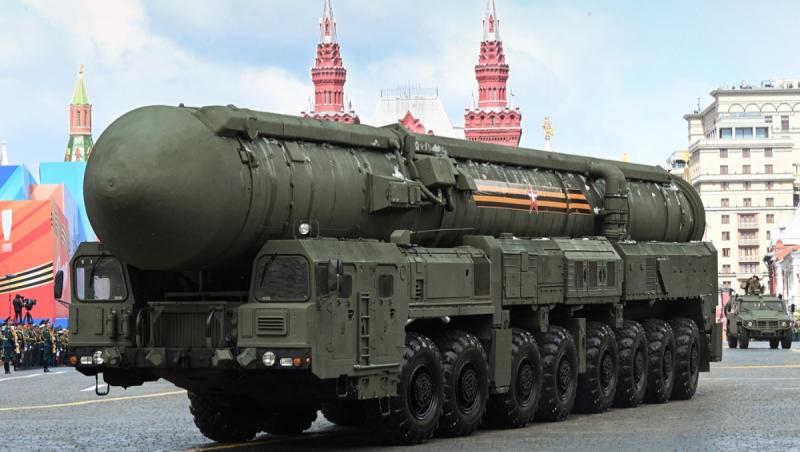 Putin a ordonat noi exerciţii militare cu arsenalul nuclear. Sunt folosite lansatoarele Yars, care pot lovi ţinte la peste 11.000 km