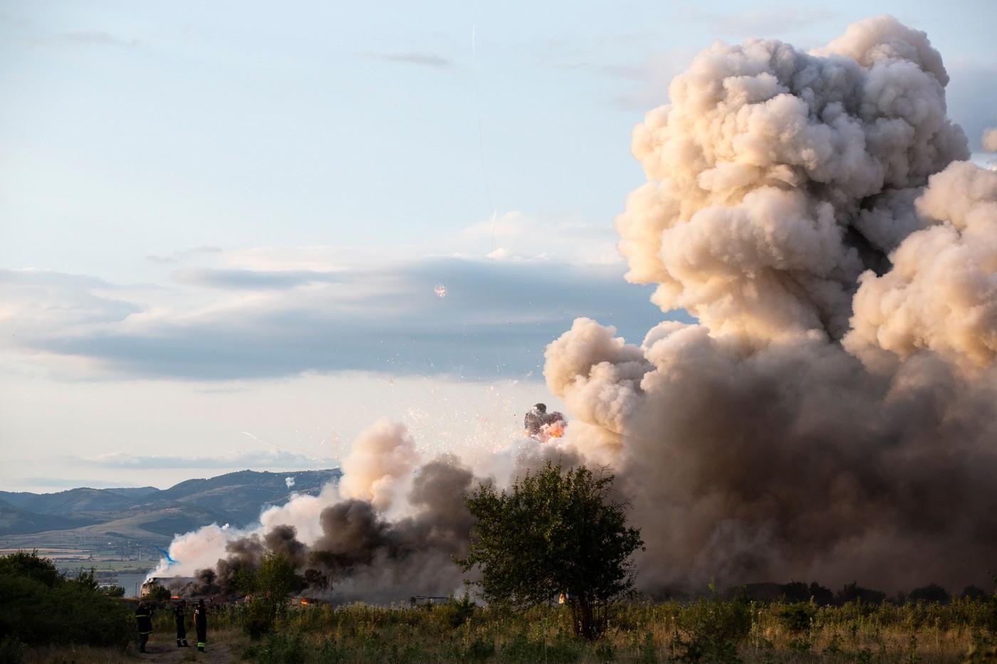 Explozie puternică la un depozit de artificii de lângă Sofia. Două persoane au fost rănite grav