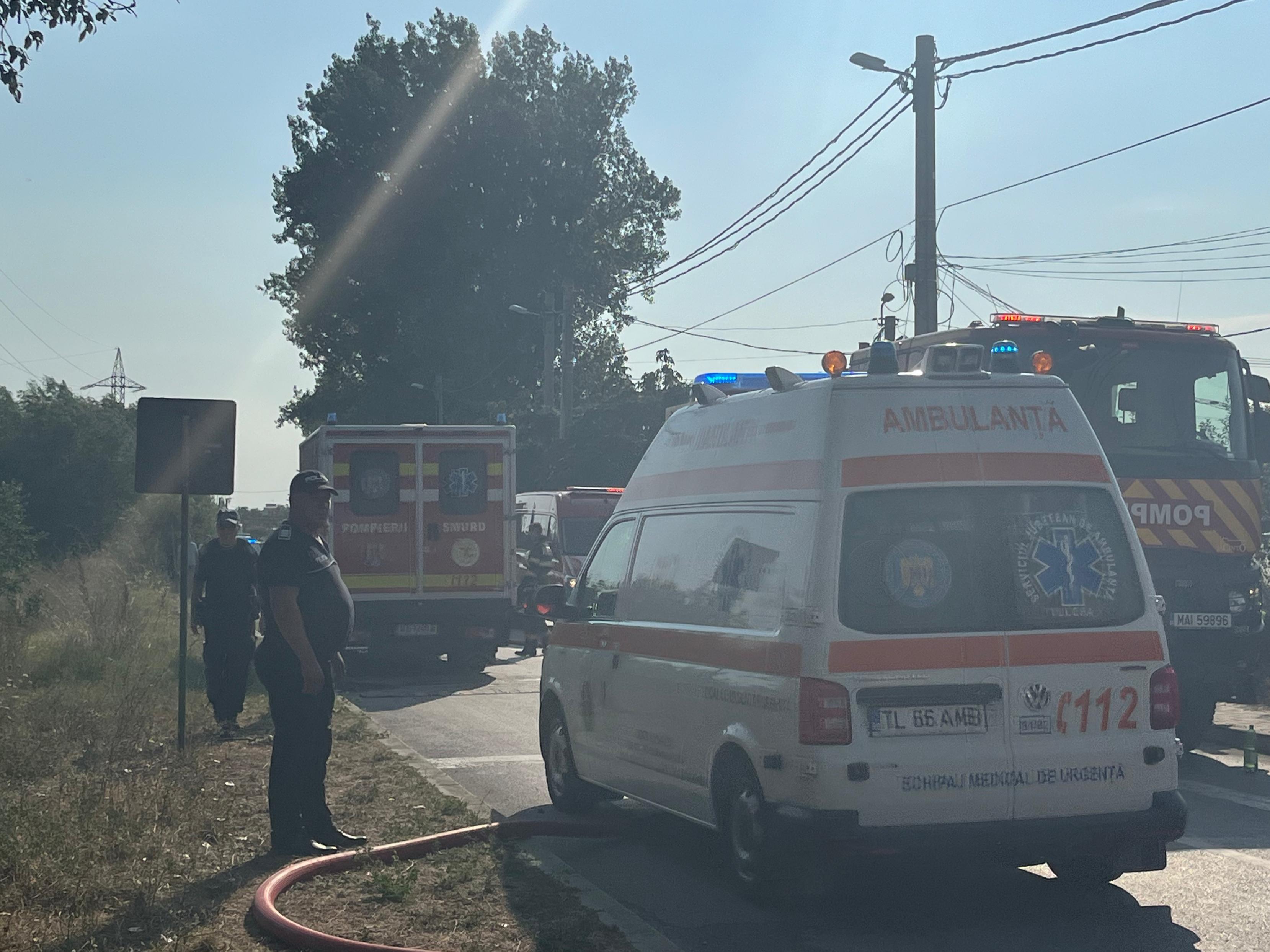 Plan roşu de intervenţie, în Tulcea. Incendiu la un azil de bătrâni din Tulcea: 40 de persoane, evacuate