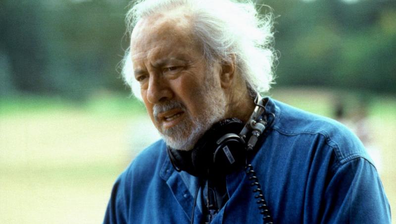 Robert Towne, scenaristul filmului Chinatown şi câştigător al premiului Oscar, a murit la vârsta de 89 de ani