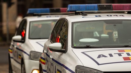 Un tânăr, arestat după ce a bătut două fete de 15 şi 23 de ani pe un bulevard din Târgu Mureş