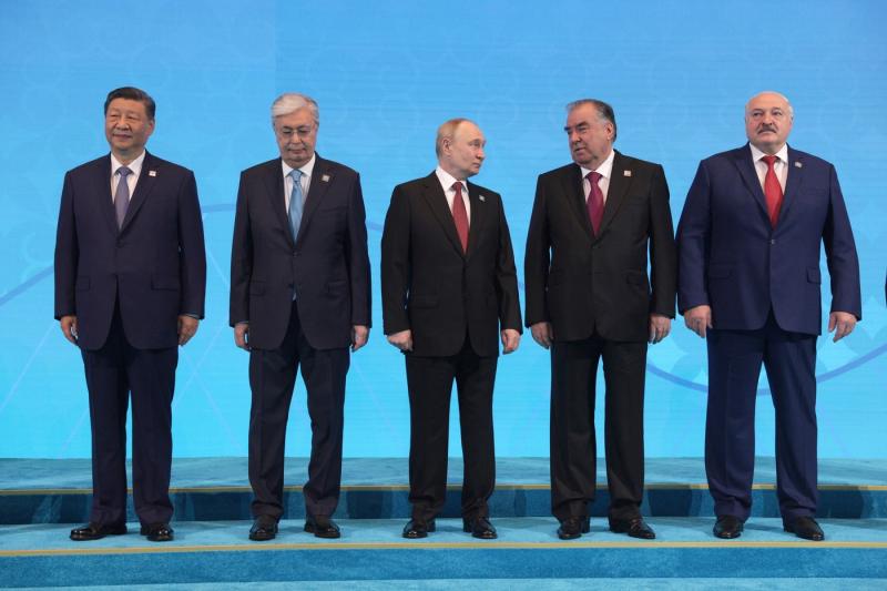 Putin şi aliaţii lui cer o nouă ordine mondială şi denunţă hegemonia americană. Xi Jinping: "Lumea se află din nou la o intersecţie"