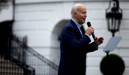 Șir de gafe pentru Biden. Ce a citit de pe prompter în timpul unui discurs la Washington