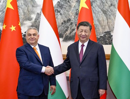 Xi Jinping cere dialog direct între Ucraina şi Rusia, facilitat de comunitatea internaţională, după întâlnirea la Beijing cu Viktor Orban