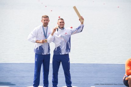 Mesajul campionilor Andrei Cornea şi Marian Enache după aurul câştigat în finala de dublu vâsle la JO 2024. "Suntem zeii apelor"