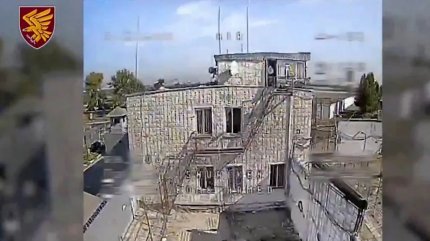 Poveste de film. Armata ucraineană asediază o închisoare de femei din Kursk. Soldaţii ruşi s-au baricadat în interior şi resping atacurile