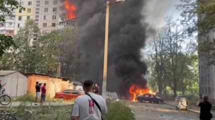 Rusia a lovit Harkovul cu o bombă ghidată: patru morţi, printre care şi un copil. Zelenski dă vina pe Occident pentru atac: "Decizii ferme pentru a opri teroarea"