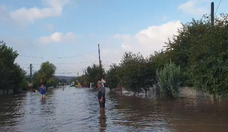 Imaginile dezastrului în județul Galați, după ploile torențiale