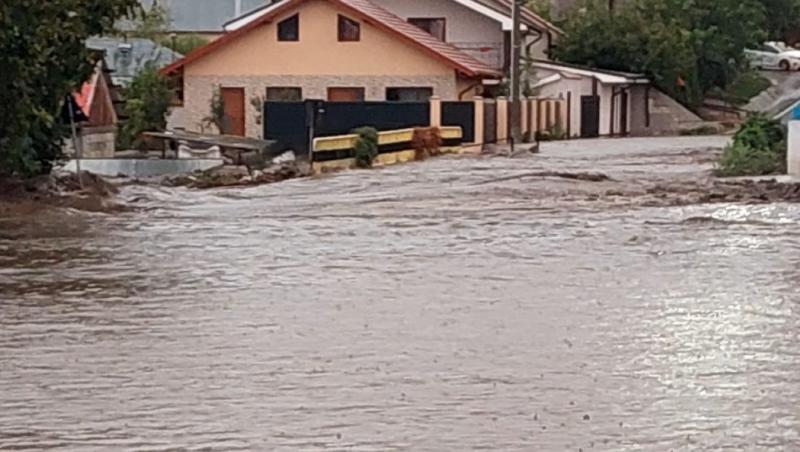 Risc major de viituri. Hidrologii au emis un nou cod portocaliu de inundaţii pe râuri din Iaşi, Galaţi şi Vaslui