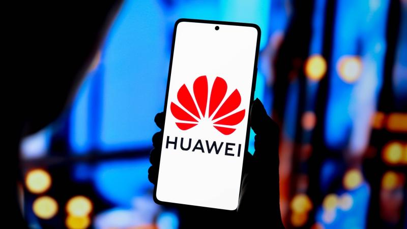 Huawei a anunţat că va prezenta un nou telefon "epocal", la câteva ore după lansarea noului iPhone