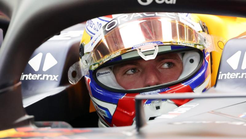 Pilotul de Formula 1 Max Verstappen va presta "muncă de interes public", pentru că a înjurat în timpul unei conferinţe de presă