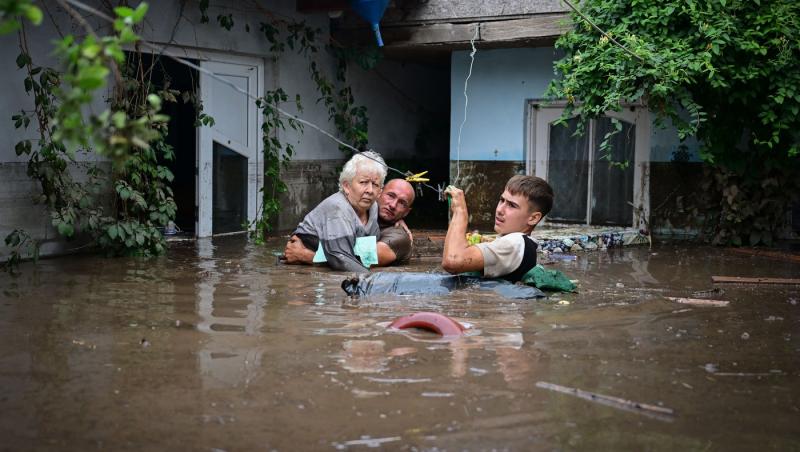 România va primi 1,5 miliarde de euro din fondul UE, după inundaţiile devastatoare. Ciolacu, criticat de Ciucă pentru absenţa de la întâlnirea cu Ursula von der Leyen