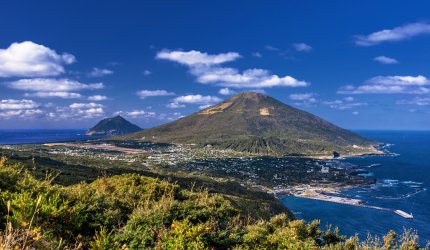 O insulă din Japonia, la sud de Tokyo, lovită de un tsunami în urma unui cutremur cu magnitudinea de 5,8