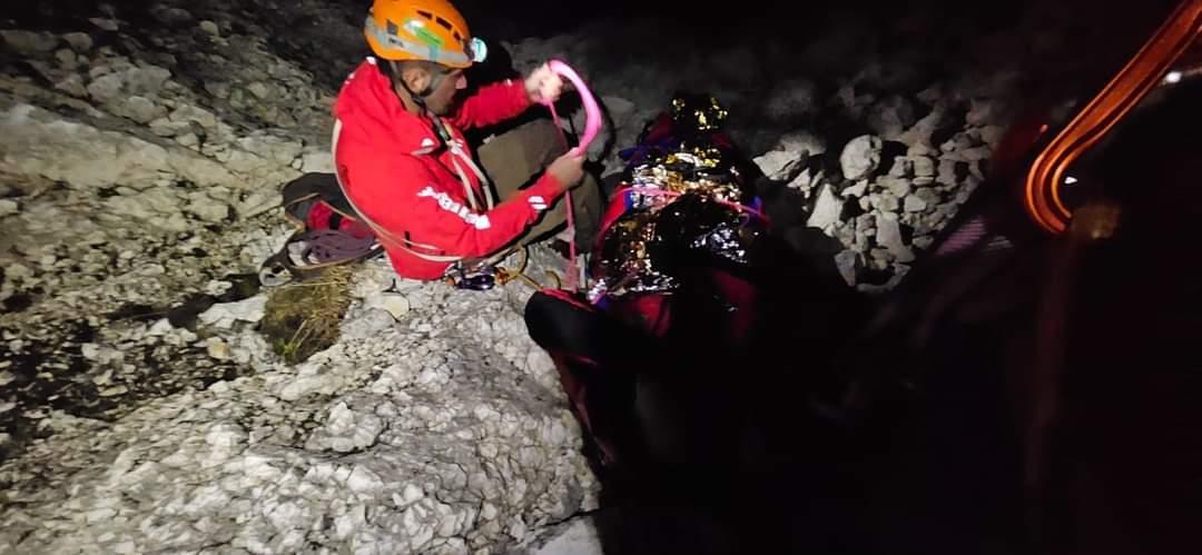 Bărbat salvat de salvamontiști din Piatra Craiului