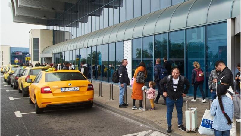 Parcarea din faţa terminalului Plecări al Aeroportului Otopeni se închide de luni, din cauza lucrărilor la noua stație de metrou.