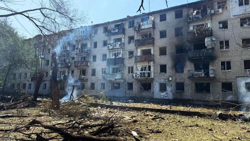 Bombardament al ruşilor în Pavlohrad. Cel puţin o persoană a murit şi alte 30 au fost rănite: "Ne-am ascuns în coridor. Înfricoşător"