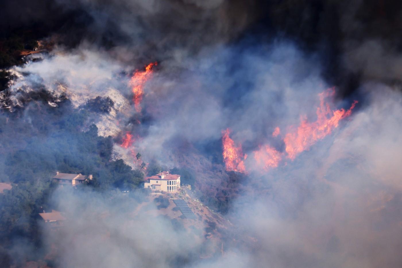 Incendii în Pacific Pelisades, Lons Angeles - California