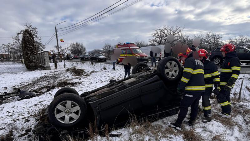 Accident pe DN17, în Bistrița-Năsăud. Maşina unui tânăr de 21 de ani, izbită şi proiectată în alt autoturism