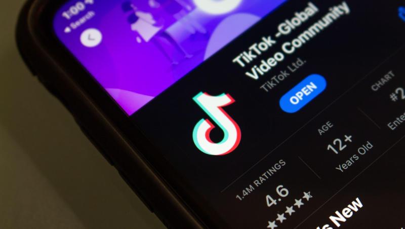 Situaţia în care TikTok şi X ar putea fi suspendate în UE. Declaraţia Comisiei Europene