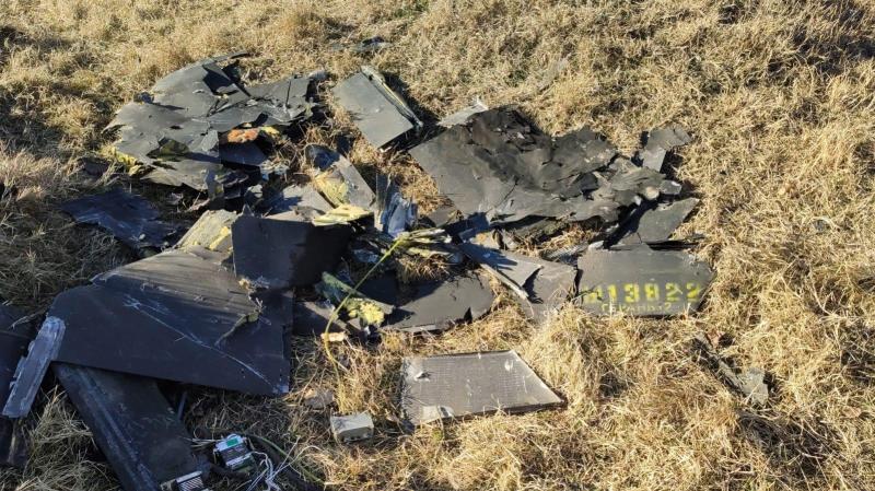 A 12-a dronă rusească căzută în România în mai bine de un an. Deşi legea permite, armata nu a tras asupra ei