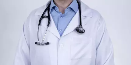 Medic cu stetoscop Medic din SUA, acuzat de abuz sexual de peste 200 de bărbaţi şi femei, foşti pacienţi. Ce măsuri au fost luate împotriva sa