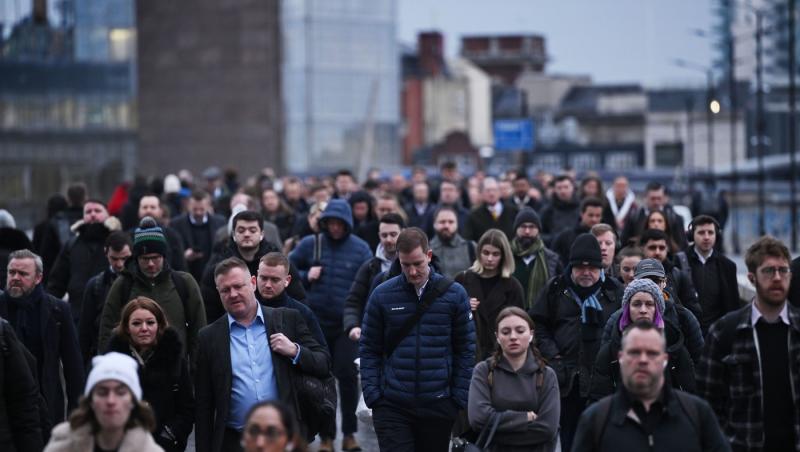 Ţara din Europa unde unii angajaţi au primit zile libere, bani şi cadouri ca să treacă mai uşor peste "Blue Monday"