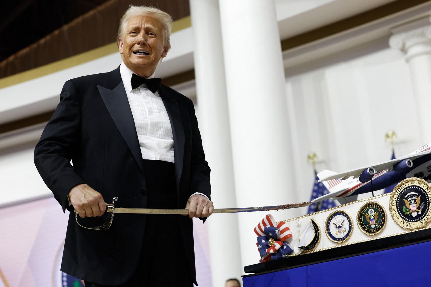 Donald Trump, de la adolescent rebel, la om de afaceri şi preşedinte. În copilărie, voia să devină un star în baseball