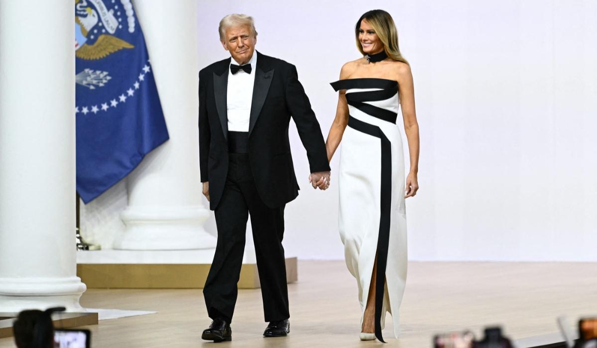 Povestea rochiei purtate de Melania Trump la balul Comandantului-şef. Acelaşi designer i-a creat ţinuta de la primul bal inaugural din 2017