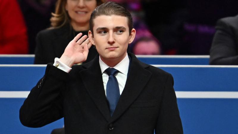 "Un viitor preşedinte". Momentul în care Barron Trump este aplaudat de susţinătorii tatălui său. Gestul care a cucerit internetul