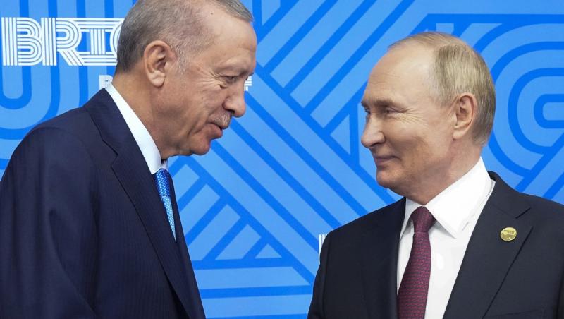 Erdogan negociază cu Putin vânzarea de gaz rusesc către Slovacia. Exporturile maritime de țiței rusesc, în declin