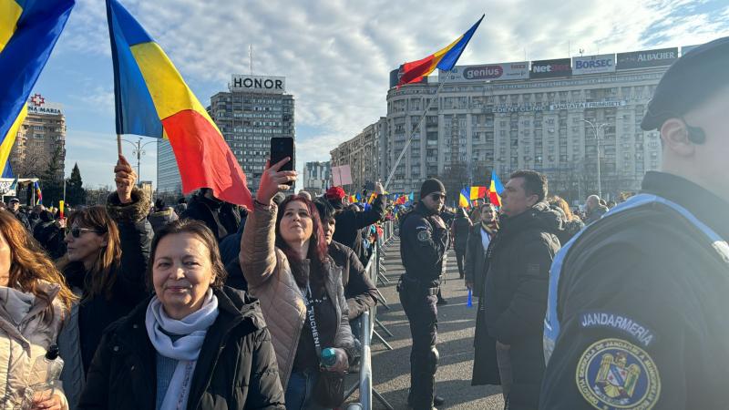 Jandarmeria blochează accesul susținătorilor lui Georgescu în Piața Victoriei