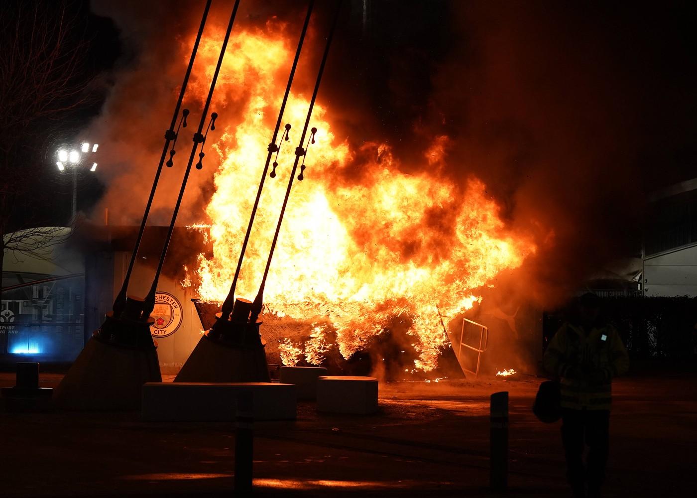Incendiu lângă stadionul echipei Manchester City