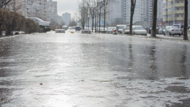 Un fenomen meteorologic rar a băgat în spital 50 de persoane, la Cluj-Napoca. Ce alte zone au fost afectate