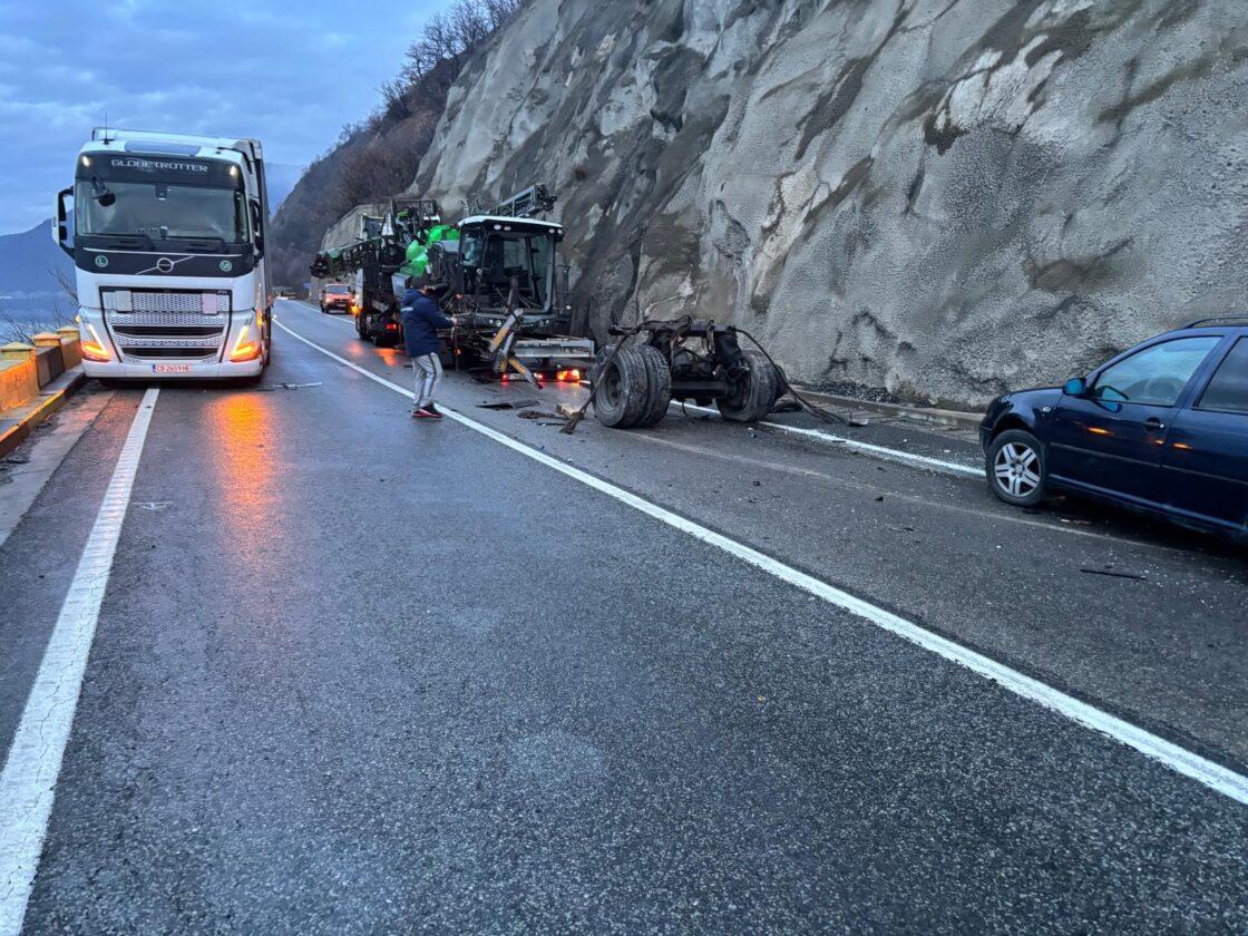 Accident mortal între două TIR-uri, în Mehedinţi