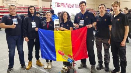 Echipa de robotică a României a triumfat la Istanbul și reprezintă țara la Campionatul din SUA