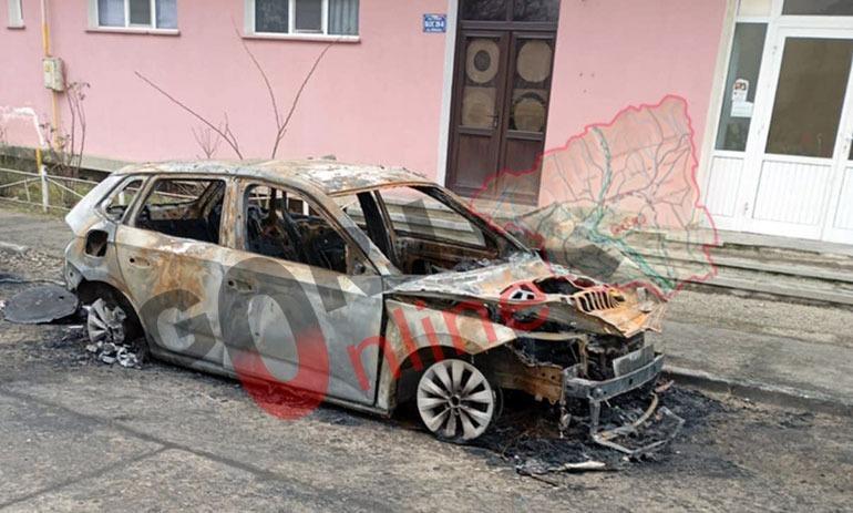 Maşina unei consiliere locale USR în Consiliul din Gorj, incendiată