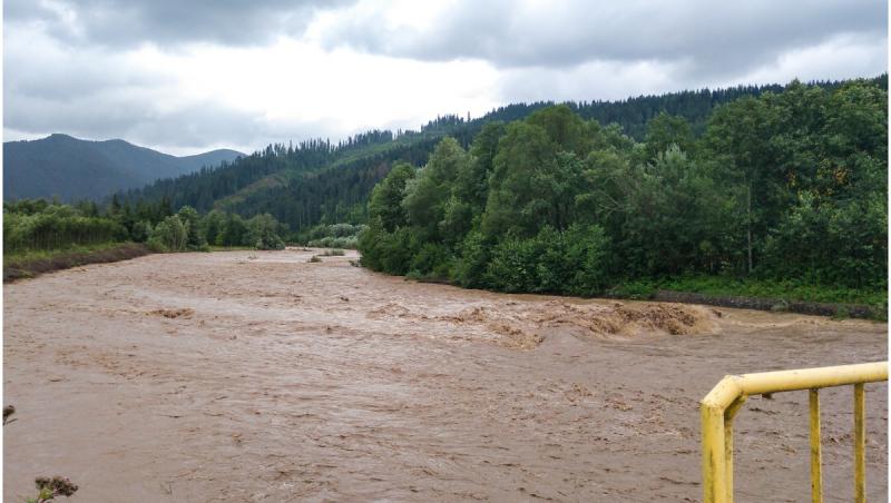 Avertizare meteo. Cod galben de inundații pe mai multe râuri din țară. Județele care ar putea fi afectate