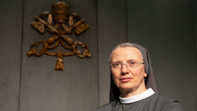 Premieră la Vatican: Papa numeşte o femeie în fruntea unui "minister". Cine este sora Simona Brambilla