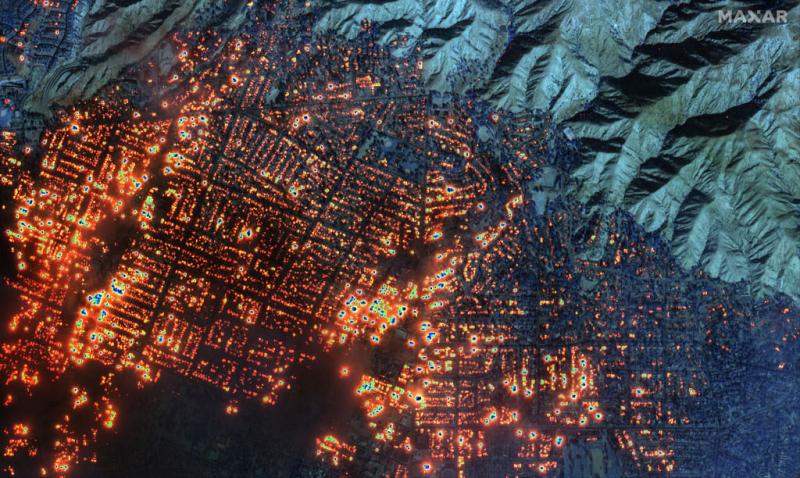 Imagini din satelit cu cel mai distrugător incendiu din istoria Los Angeles. Cartierul vedetelor a dispărut complet Imagini din satelit cu cel mai distrugător incendiu din istoria Los Angeles. Cartierul vedetelor a dispărut complet