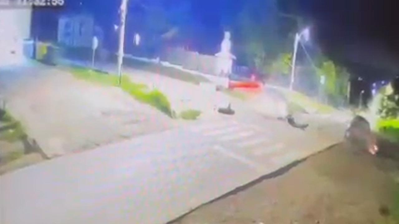 Un șofer băut din Iași a intrat cu viteză într-o mașină unde se aflau o mamă și cei 4 copii: 7 persoane rănite