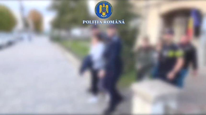 O femeie din Medgidia, reţinută alături de cele două fiice ale sale după ce au bătut un medic