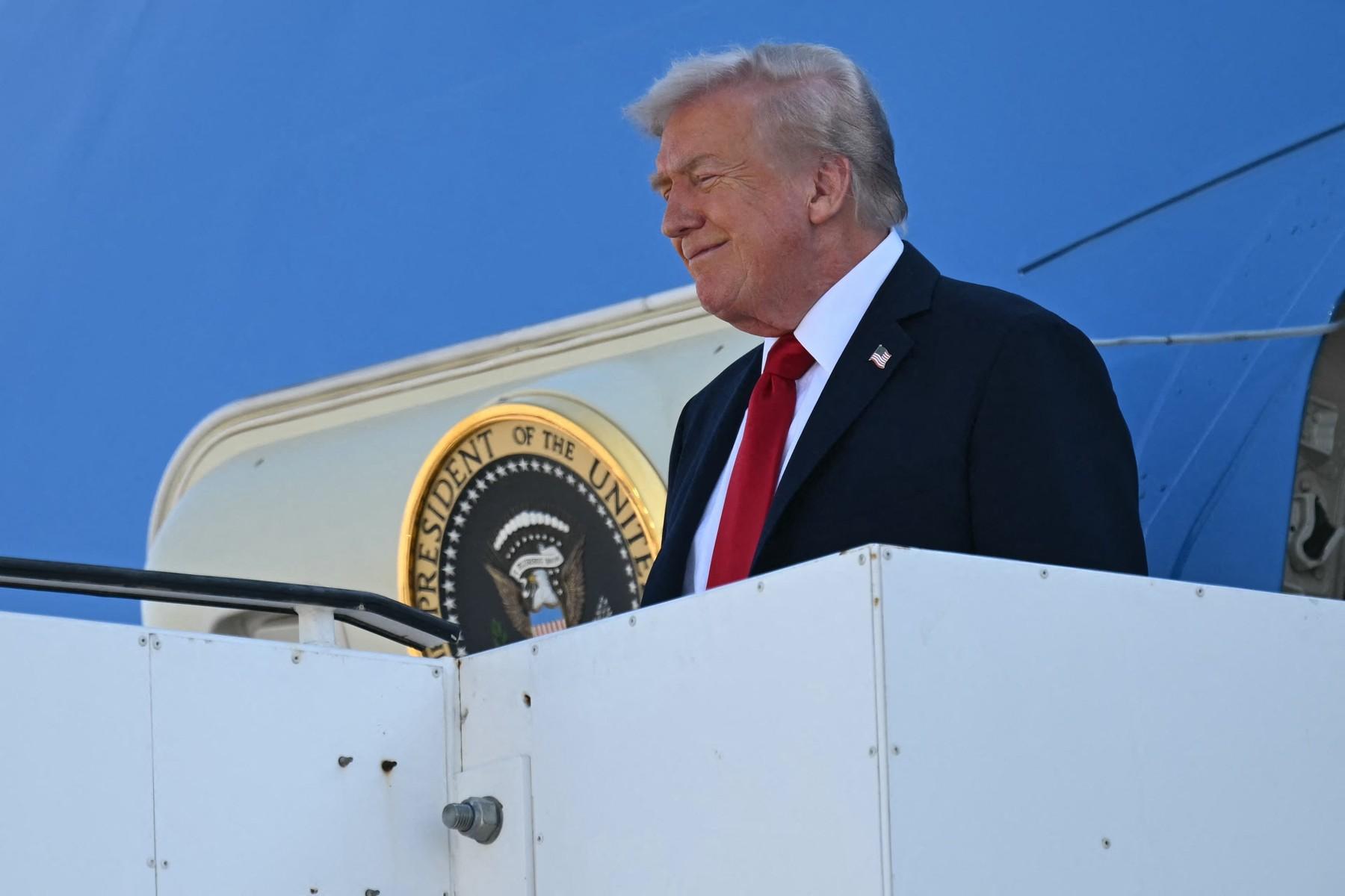 Donald Trump a ajuns în Israel, unde a fost primit personal de preşedintele şi premierul Israelului