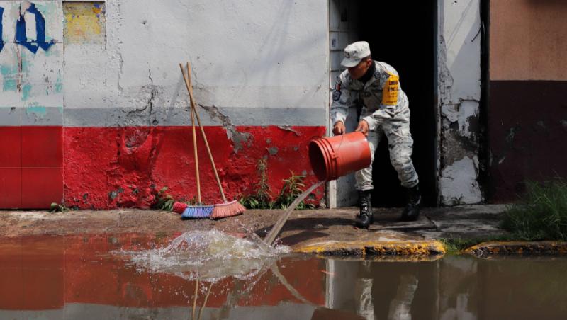 Cel puțin 64 de morți și 65 de dispăruți în Mexic. Inundaţii catastrofale