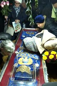 Sf&acirc;nta Parascheva, ocrotitoarea Moldovei, sărbătorită pe 14 octombrie. Zeci de mii de oameni &icirc;n pelerinaj