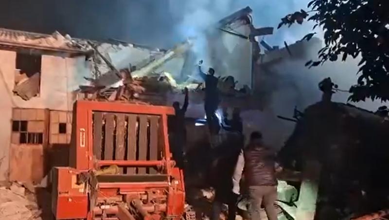 Trei carabinieri morți şi 13 răniţi în Italia, după ce o casă pe care urmau să o evacueze a sărit în aer