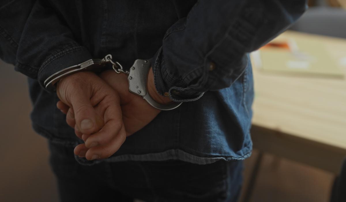 Femeie de 30 de ani din Vulcan, ucisă cu brutalitate de iubitul recidivist. Bărbatul a fost reținut