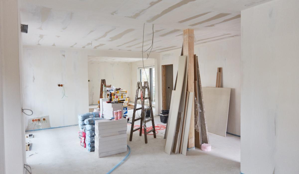 Trump a demolat complet aripa de est a Casei Albe. Imagini din satelit. Cine îi dă bani pentru sala de bal