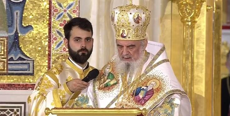 A fost sfințită pictura Catedralei Naționale. Mii de oameni și oficiali, la ceremonie